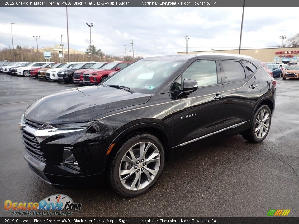 Front 3/4 View of 2019 Chevrolet Blazer Premier AWD Photo #1