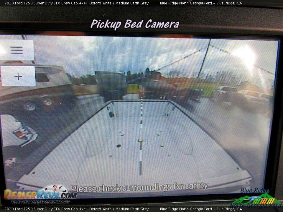 2020 Ford F250 Super Duty STX Crew Cab 4x4 Oxford White / Medium Earth Gray Photo #21