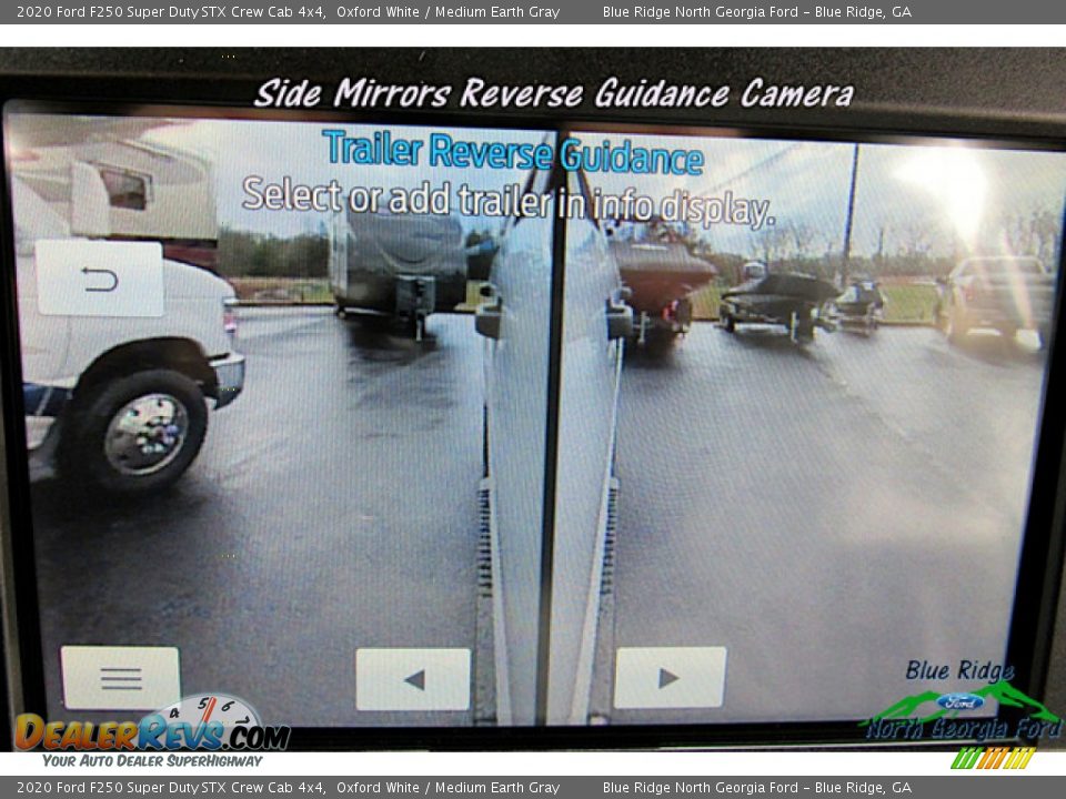 2020 Ford F250 Super Duty STX Crew Cab 4x4 Oxford White / Medium Earth Gray Photo #22