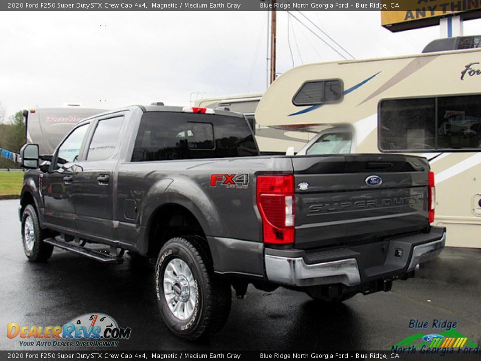 2020 Ford F250 Super Duty STX Crew Cab 4x4 Magnetic / Medium Earth Gray Photo #3