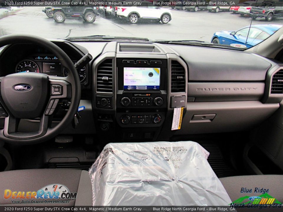 2020 Ford F250 Super Duty STX Crew Cab 4x4 Magnetic / Medium Earth Gray Photo #14
