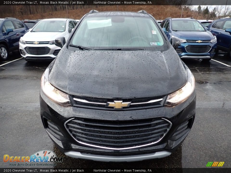 2020 Chevrolet Trax LT Mosaic Black Metallic / Jet Black Photo #8