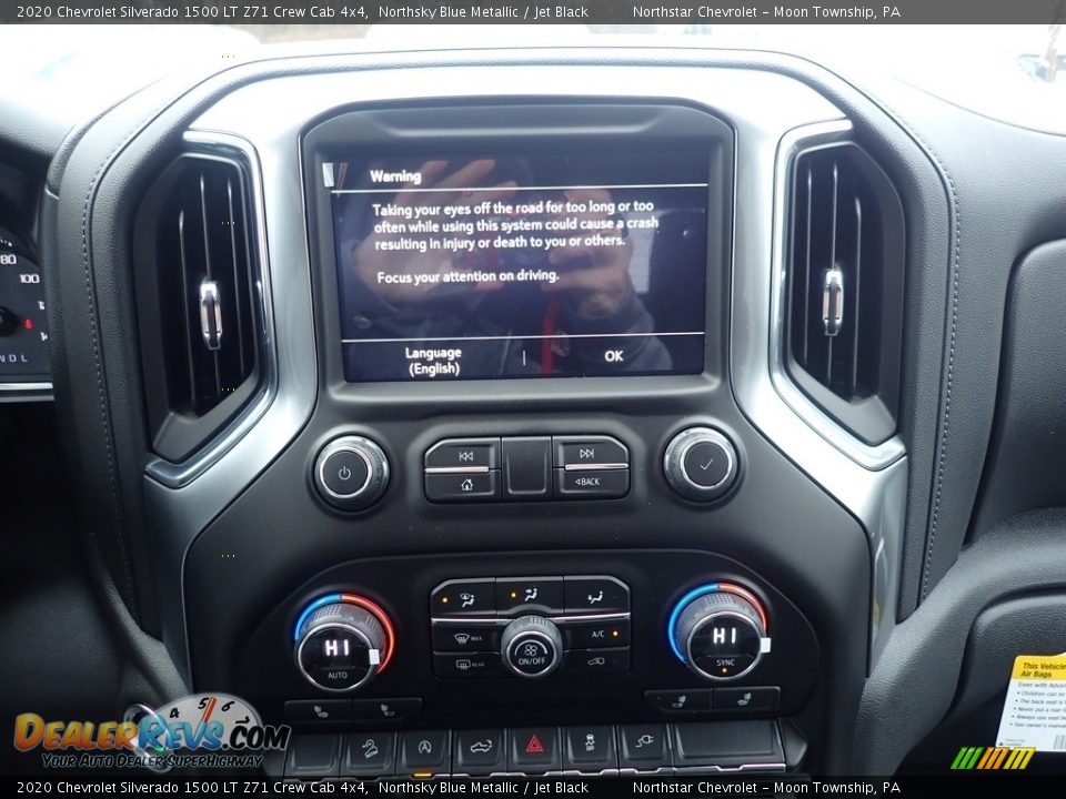 Controls of 2020 Chevrolet Silverado 1500 LT Z71 Crew Cab 4x4 Photo #16