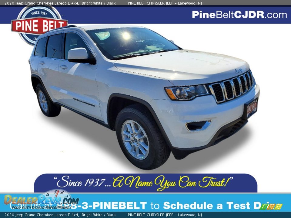2020 Jeep Grand Cherokee Laredo E 4x4 Bright White / Black Photo #1