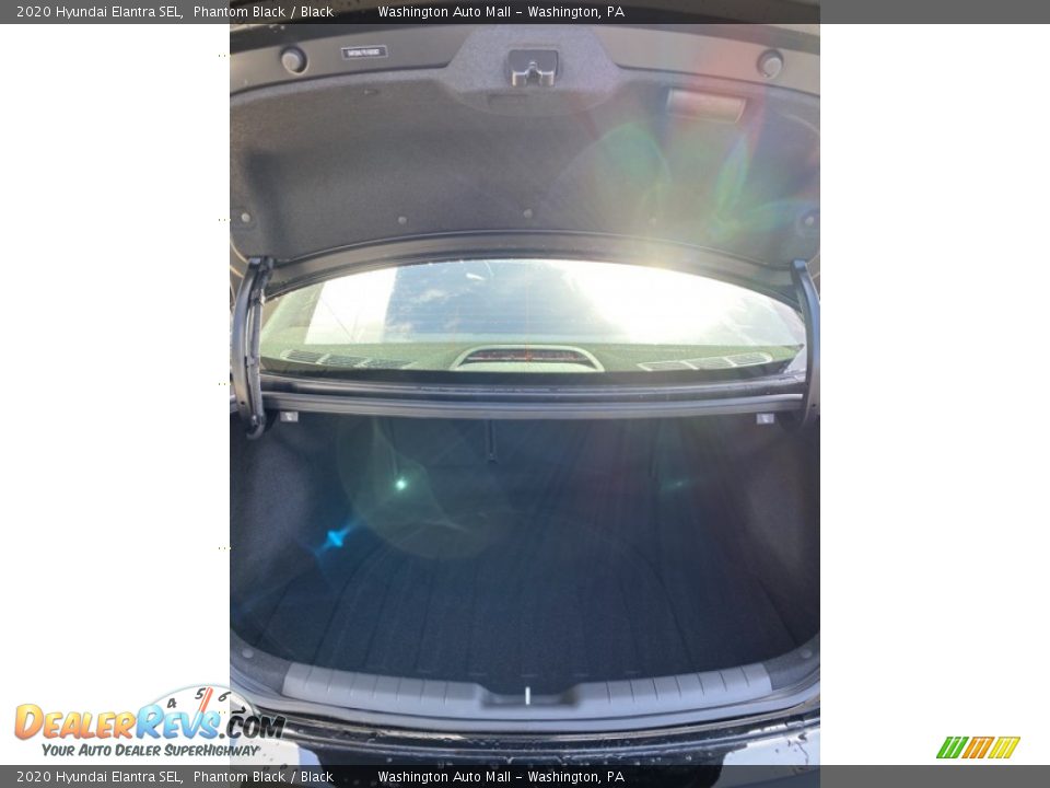 2020 Hyundai Elantra SEL Phantom Black / Black Photo #21