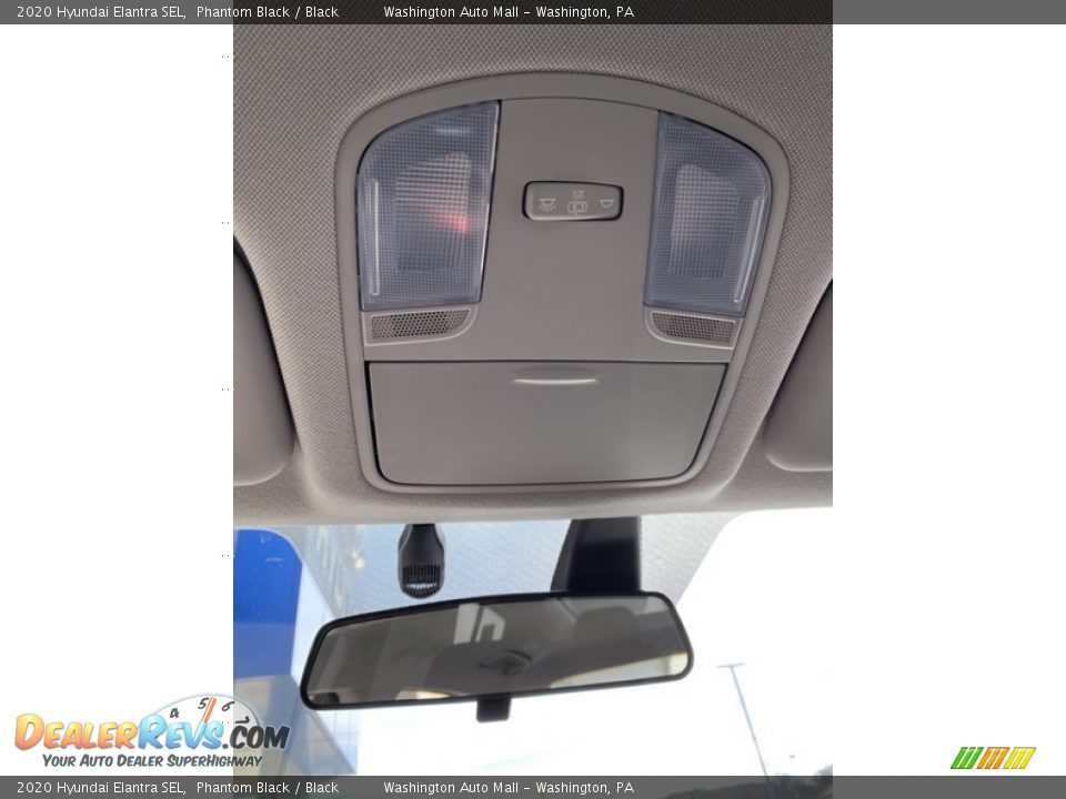 2020 Hyundai Elantra SEL Phantom Black / Black Photo #32