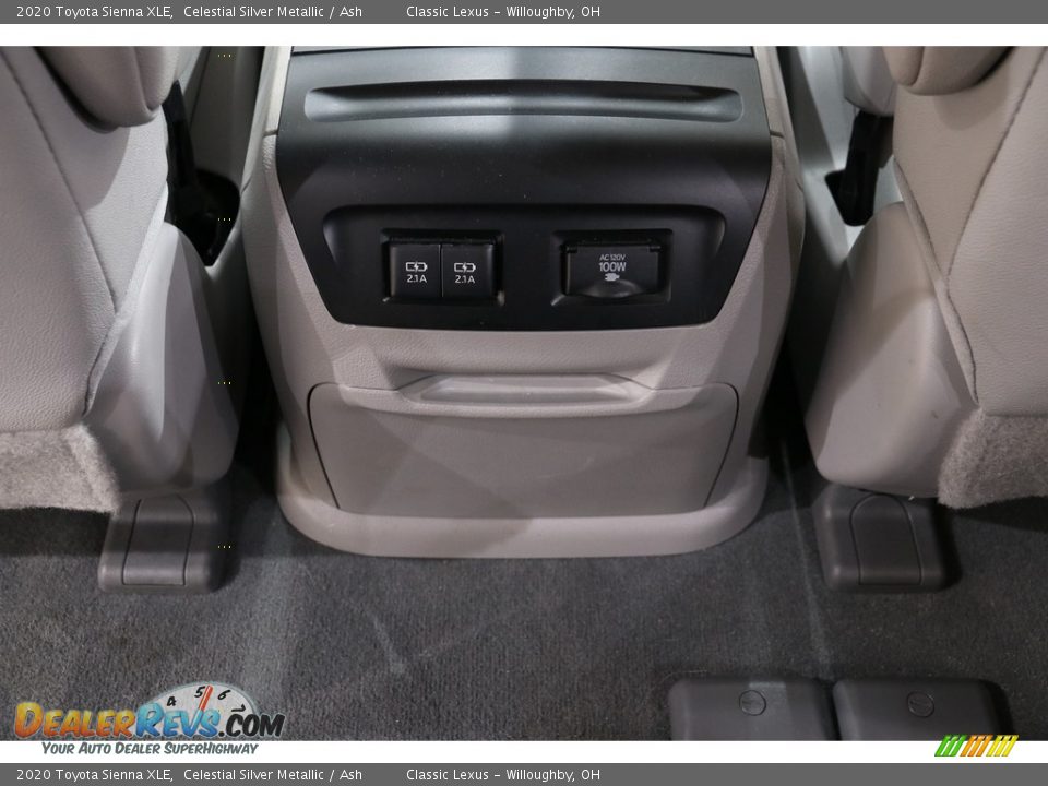 2020 Toyota Sienna XLE Celestial Silver Metallic / Ash Photo #24