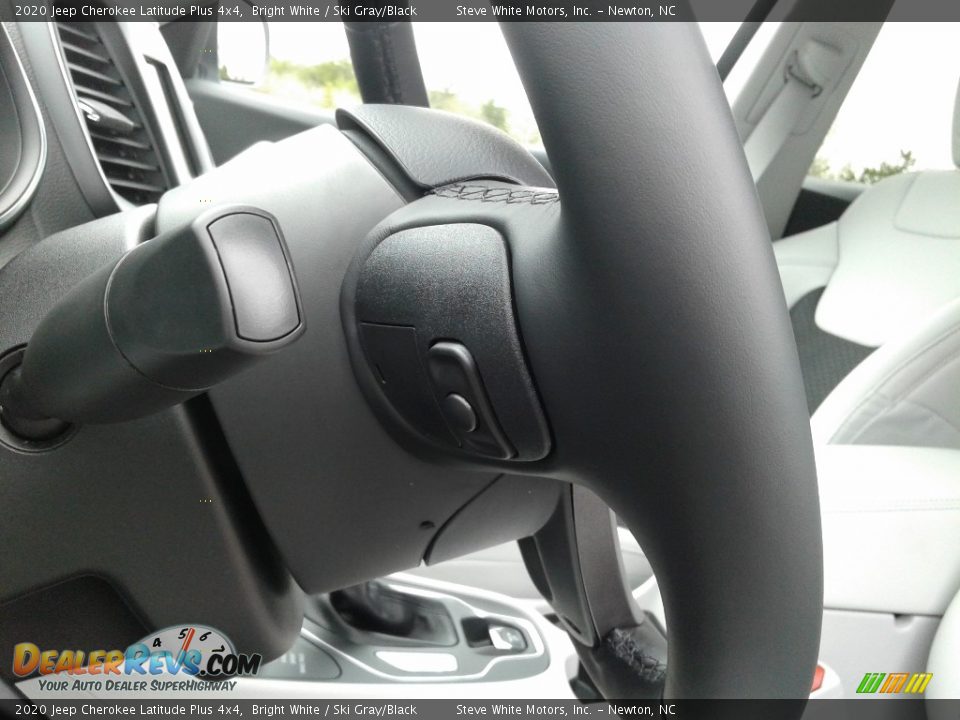 2020 Jeep Cherokee Latitude Plus 4x4 Bright White / Ski Gray/Black Photo #12