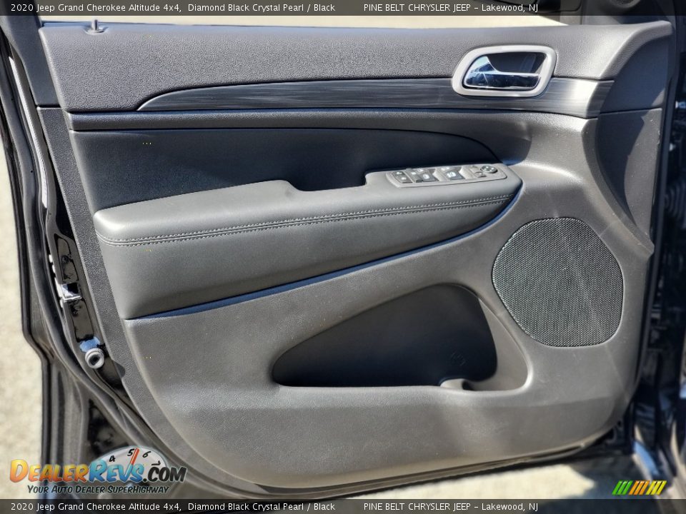 2020 Jeep Grand Cherokee Altitude 4x4 Diamond Black Crystal Pearl / Black Photo #11