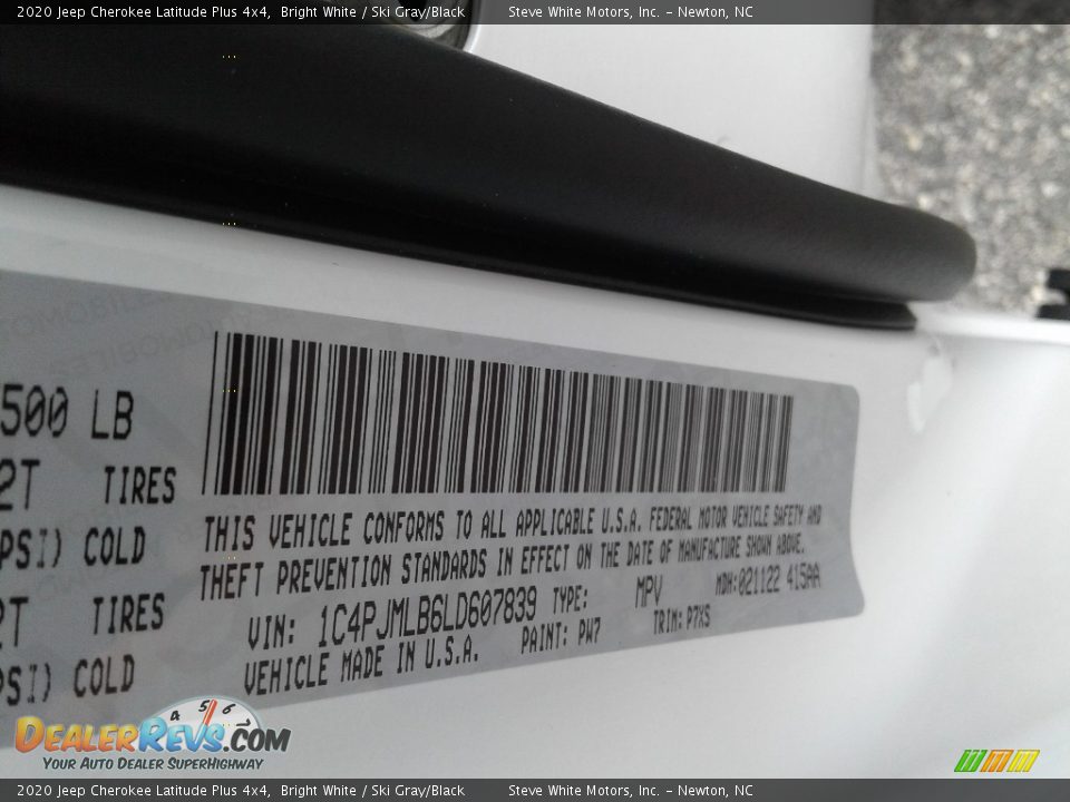 2020 Jeep Cherokee Latitude Plus 4x4 Bright White / Ski Gray/Black Photo #32