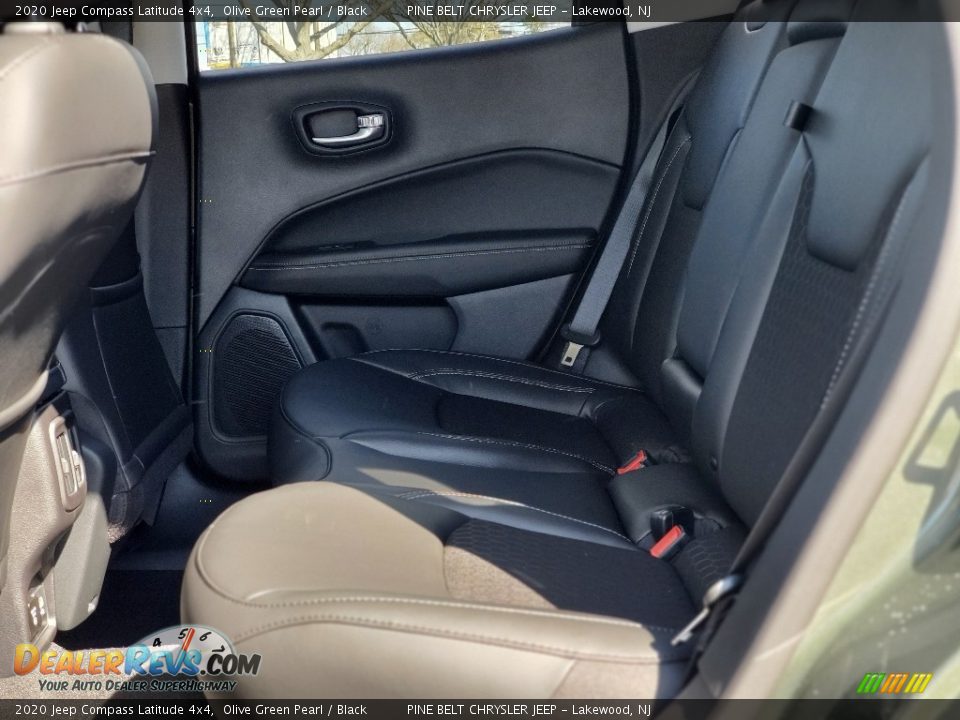 2020 Jeep Compass Latitude 4x4 Olive Green Pearl / Black Photo #9