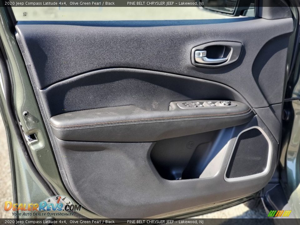 2020 Jeep Compass Latitude 4x4 Olive Green Pearl / Black Photo #11