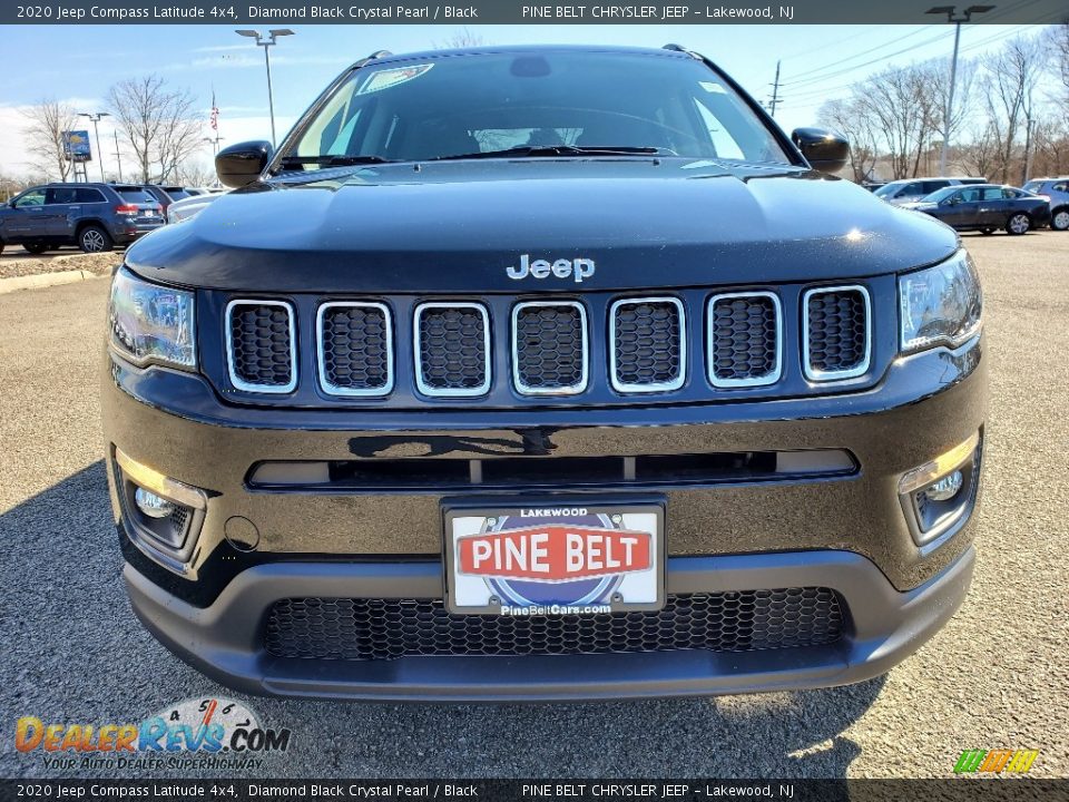 2020 Jeep Compass Latitude 4x4 Diamond Black Crystal Pearl / Black Photo #3