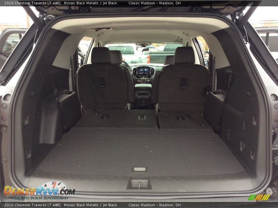 2020 Chevrolet Traverse LT AWD Mosaic Black Metallic / Jet Black Photo #25