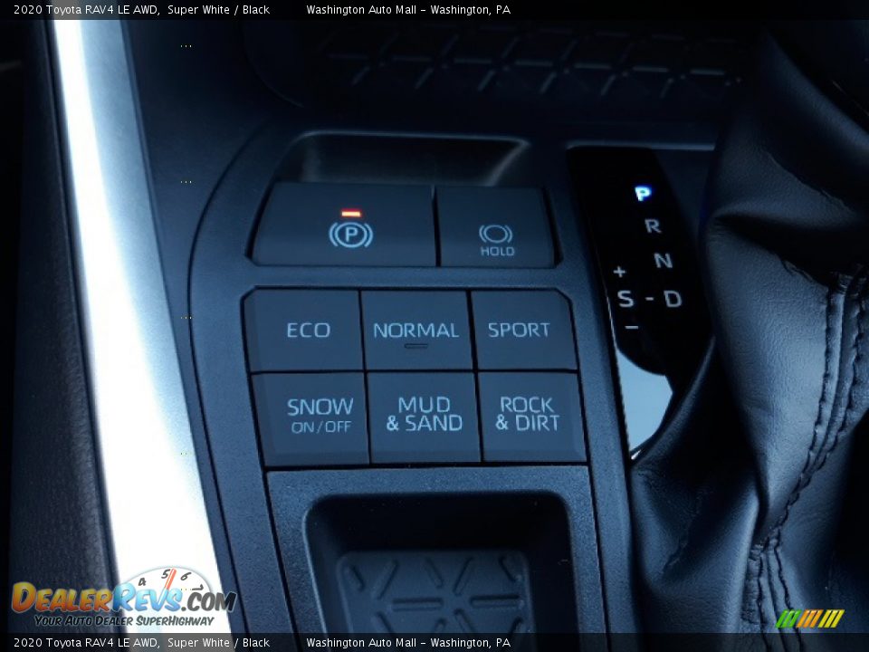 2020 Toyota RAV4 LE AWD Super White / Black Photo #15