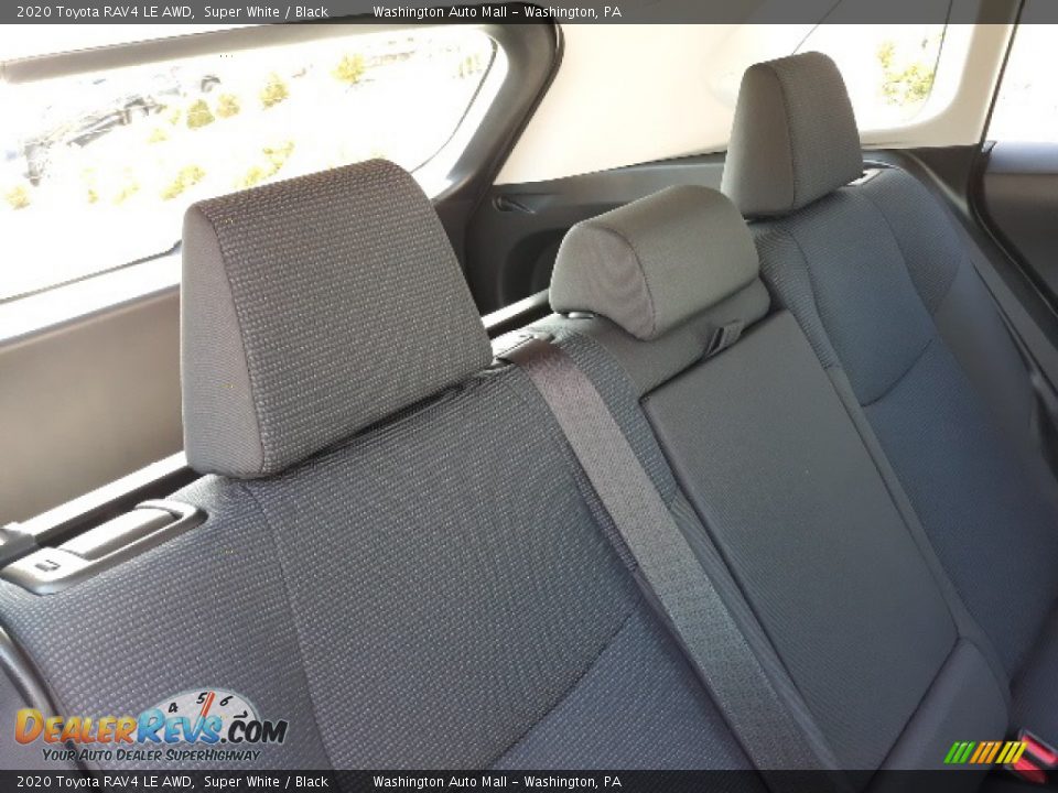 2020 Toyota RAV4 LE AWD Super White / Black Photo #33