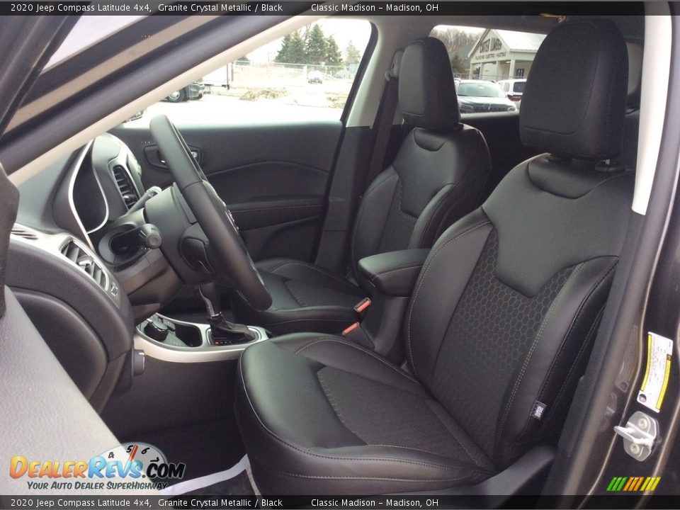 2020 Jeep Compass Latitude 4x4 Granite Crystal Metallic / Black Photo #2