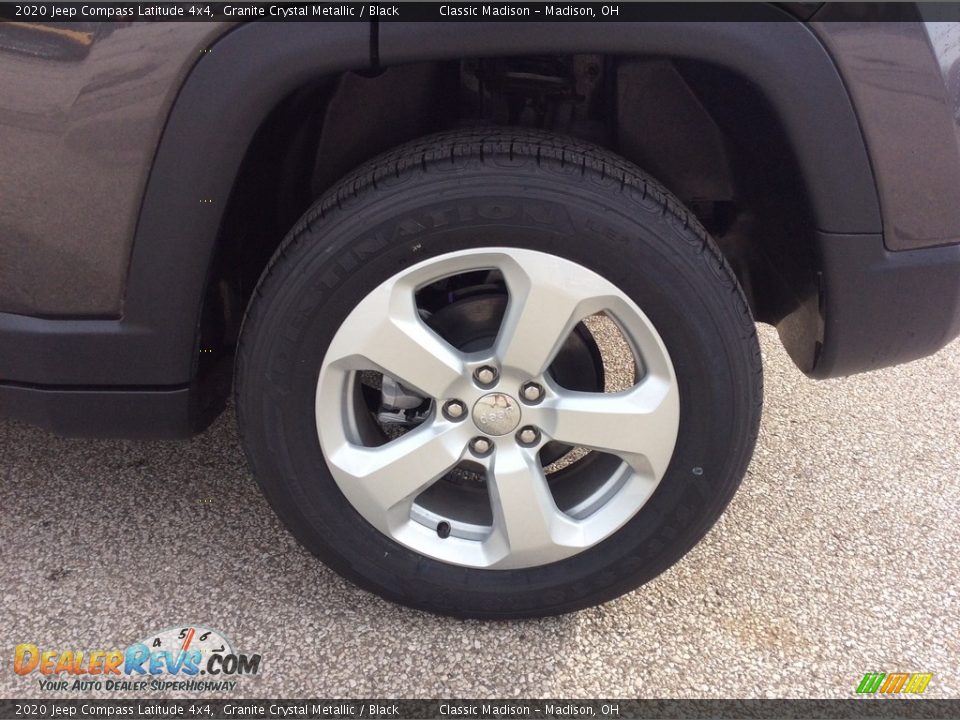 2020 Jeep Compass Latitude 4x4 Granite Crystal Metallic / Black Photo #9