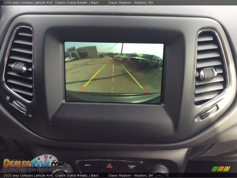 2020 Jeep Compass Latitude 4x4 Granite Crystal Metallic / Black Photo #15