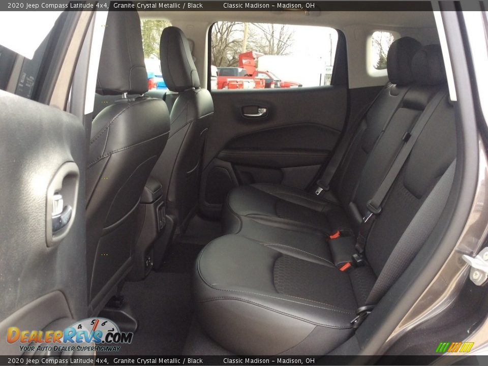 2020 Jeep Compass Latitude 4x4 Granite Crystal Metallic / Black Photo #17