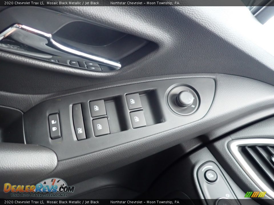 2020 Chevrolet Trax LS Mosaic Black Metallic / Jet Black Photo #20
