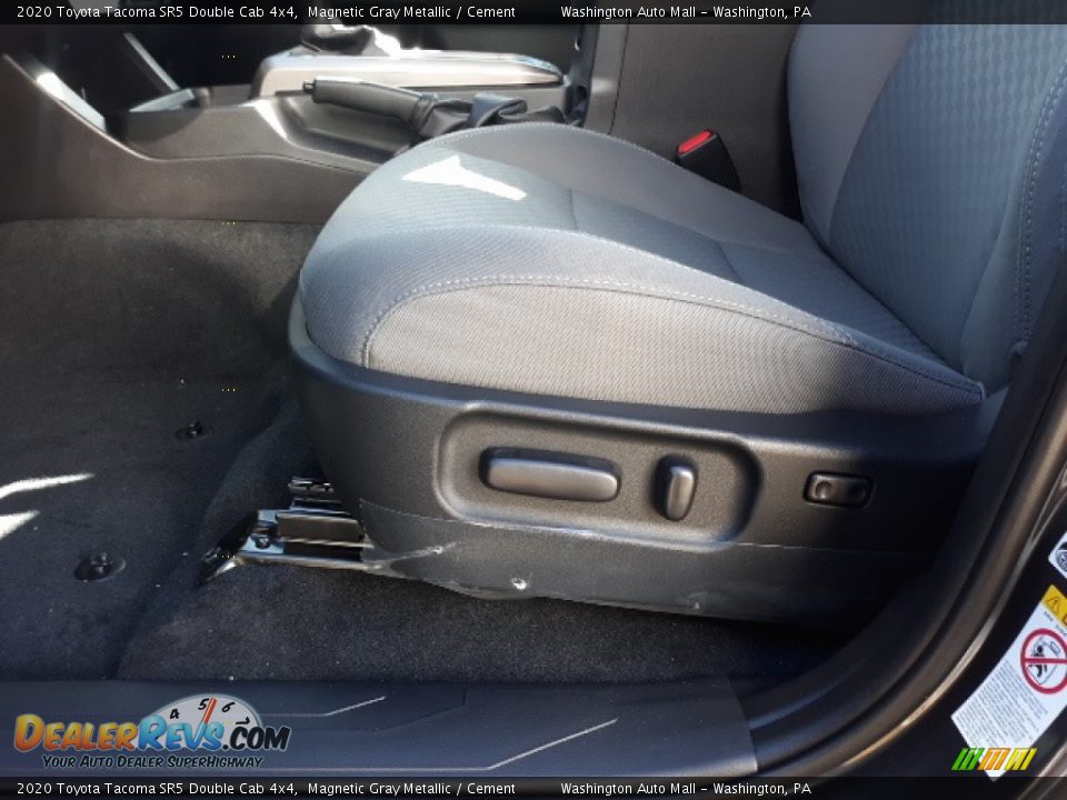 2020 Toyota Tacoma SR5 Double Cab 4x4 Magnetic Gray Metallic / Cement Photo #24