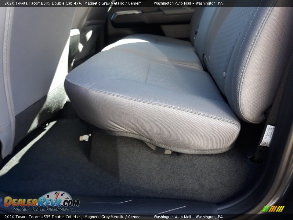 2020 Toyota Tacoma SR5 Double Cab 4x4 Magnetic Gray Metallic / Cement Photo #30