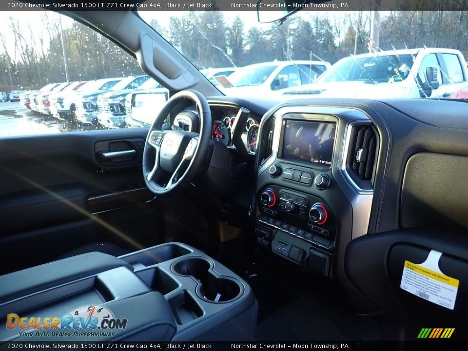 2020 Chevrolet Silverado 1500 LT Z71 Crew Cab 4x4 Black / Jet Black Photo #8