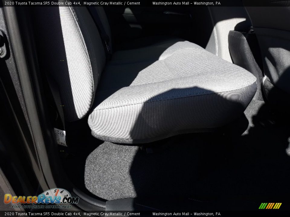 2020 Toyota Tacoma SR5 Double Cab 4x4 Magnetic Gray Metallic / Cement Photo #35