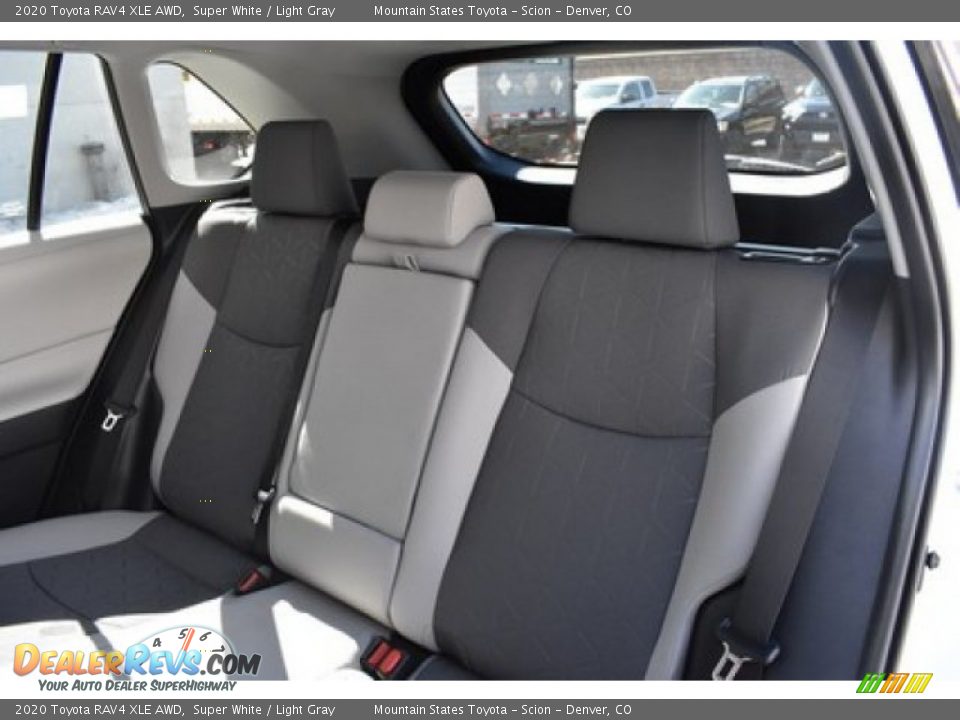 2020 Toyota RAV4 XLE AWD Super White / Light Gray Photo #9
