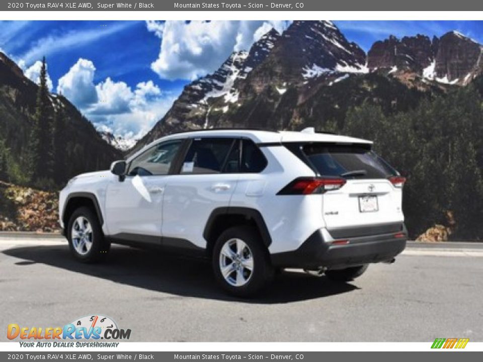 2020 Toyota RAV4 XLE AWD Super White / Black Photo #3