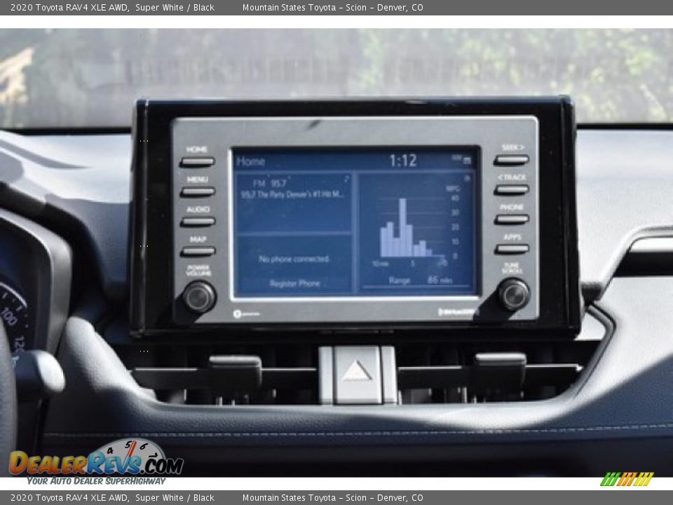 2020 Toyota RAV4 XLE AWD Super White / Black Photo #8