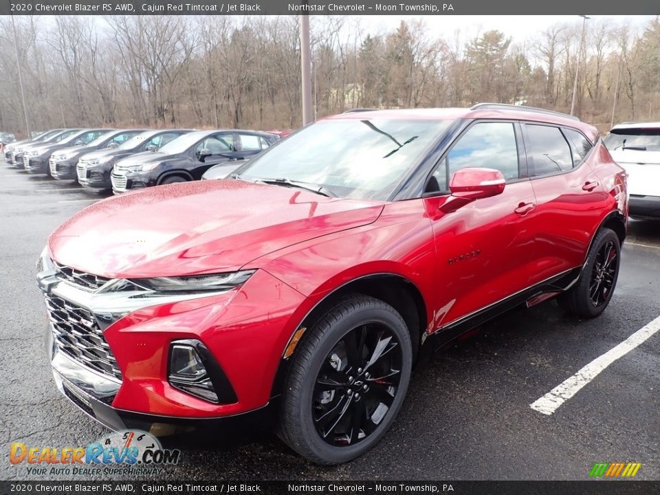 Front 3/4 View of 2020 Chevrolet Blazer RS AWD Photo #1