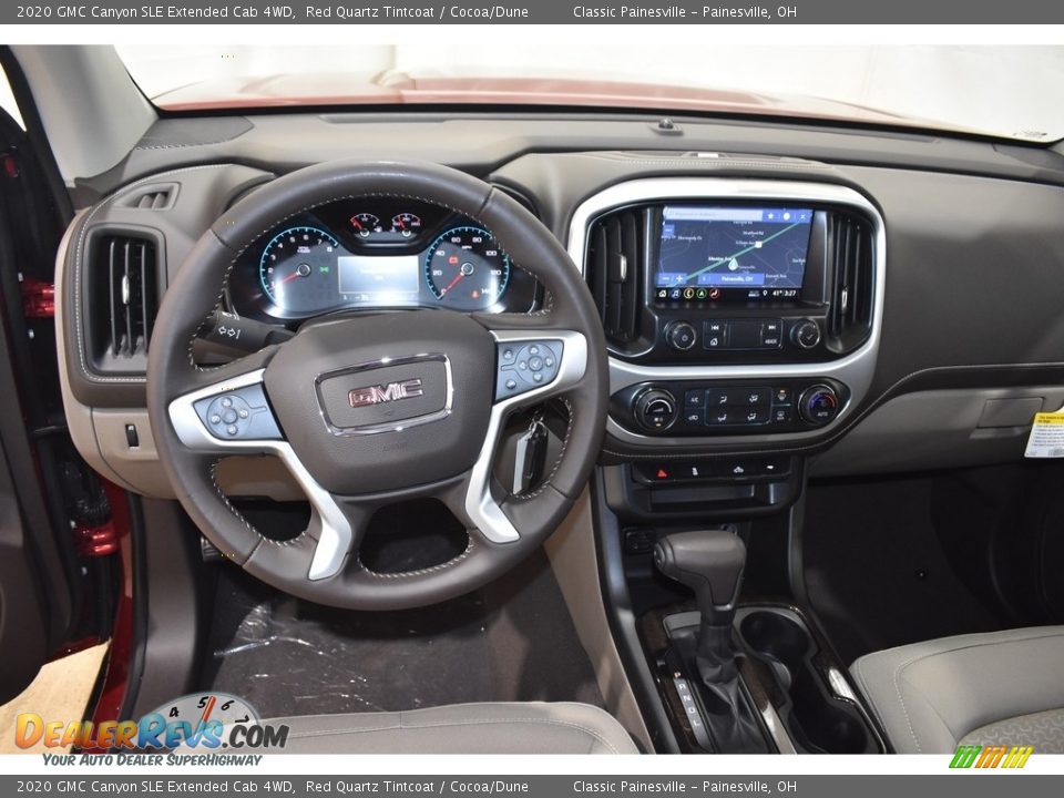 Dashboard of 2020 GMC Canyon SLE Extended Cab 4WD Photo #8