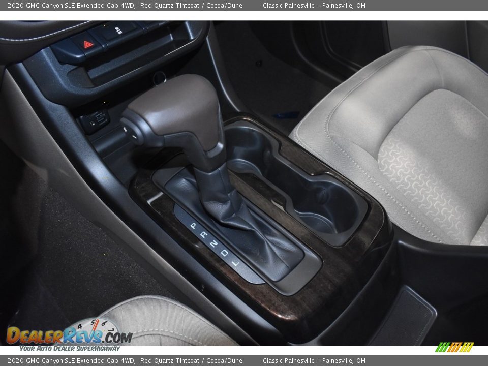 2020 GMC Canyon SLE Extended Cab 4WD Shifter Photo #11