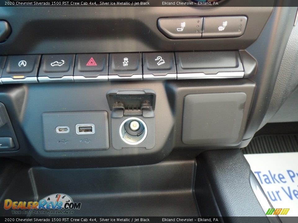 2020 Chevrolet Silverado 1500 RST Crew Cab 4x4 Silver Ice Metallic / Jet Black Photo #32