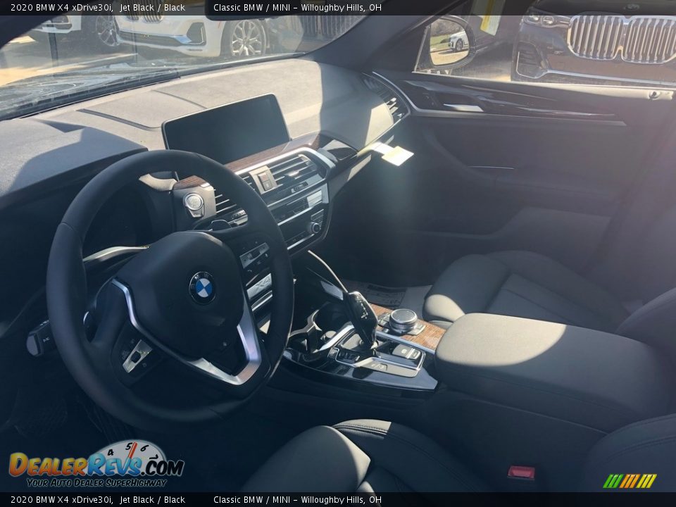 2020 BMW X4 xDrive30i Jet Black / Black Photo #3