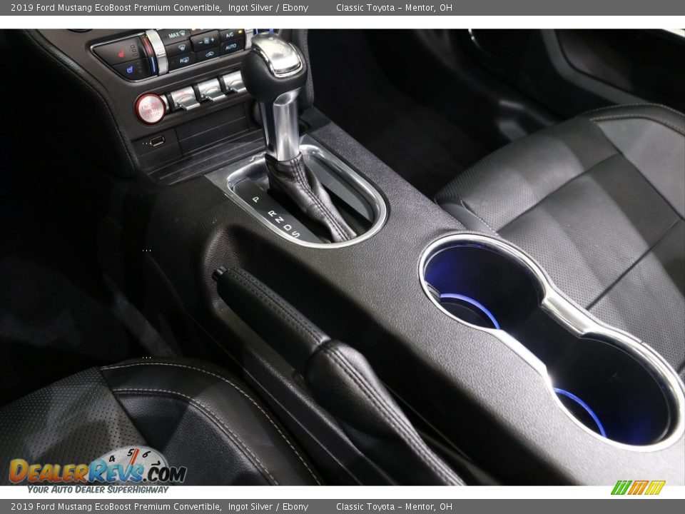 2019 Ford Mustang EcoBoost Premium Convertible Shifter Photo #15