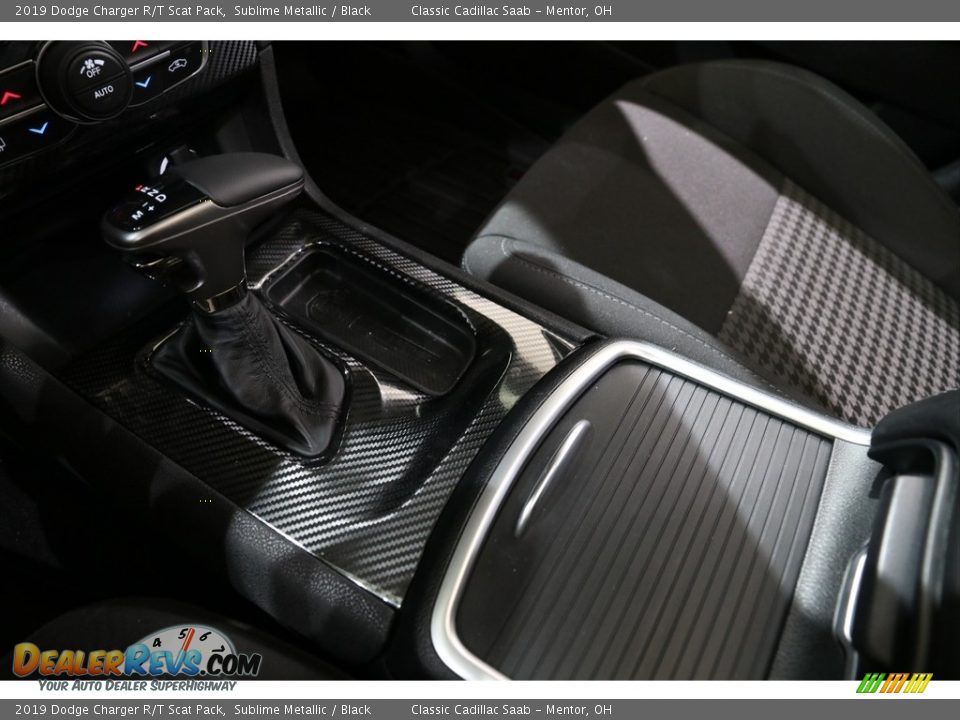 2019 Dodge Charger R/T Scat Pack Shifter Photo #19