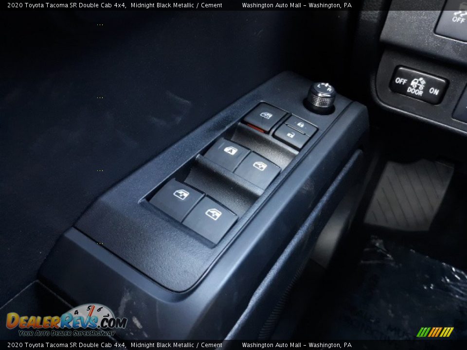 2020 Toyota Tacoma SR Double Cab 4x4 Midnight Black Metallic / Cement Photo #8