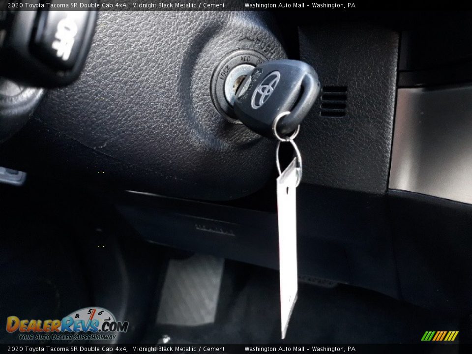 2020 Toyota Tacoma SR Double Cab 4x4 Midnight Black Metallic / Cement Photo #10