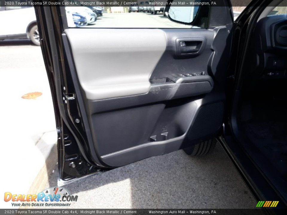 2020 Toyota Tacoma SR Double Cab 4x4 Midnight Black Metallic / Cement Photo #26