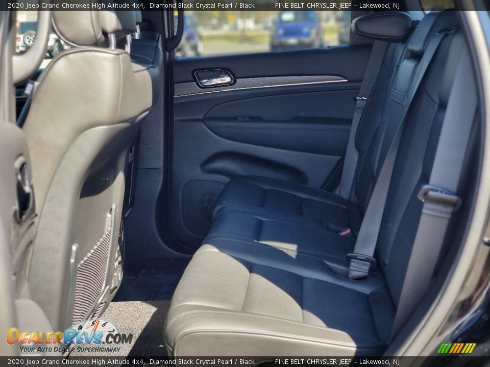 2020 Jeep Grand Cherokee High Altitude 4x4 Diamond Black Crystal Pearl / Black Photo #9