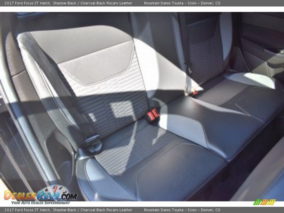 2017 Ford Focus ST Hatch Shadow Black / Charcoal Black Recaro Leather Photo #22