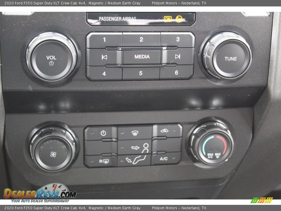 2020 Ford F350 Super Duty XLT Crew Cab 4x4 Magnetic / Medium Earth Gray Photo #16