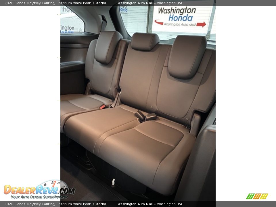 2020 Honda Odyssey Touring Platinum White Pearl / Mocha Photo #22