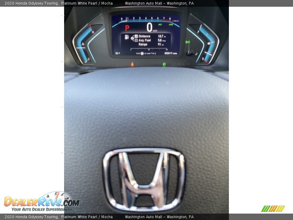 2020 Honda Odyssey Touring Platinum White Pearl / Mocha Photo #32