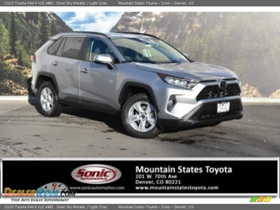 2020 Toyota RAV4 XLE AWD Silver Sky Metallic / Light Gray Photo #1