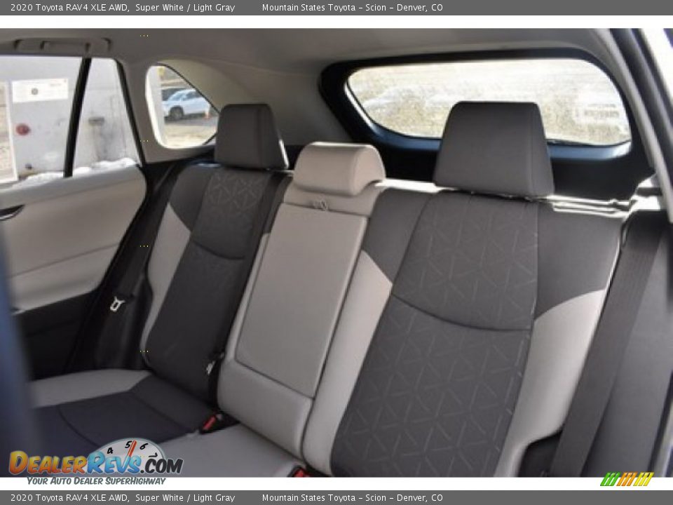 2020 Toyota RAV4 XLE AWD Super White / Light Gray Photo #10