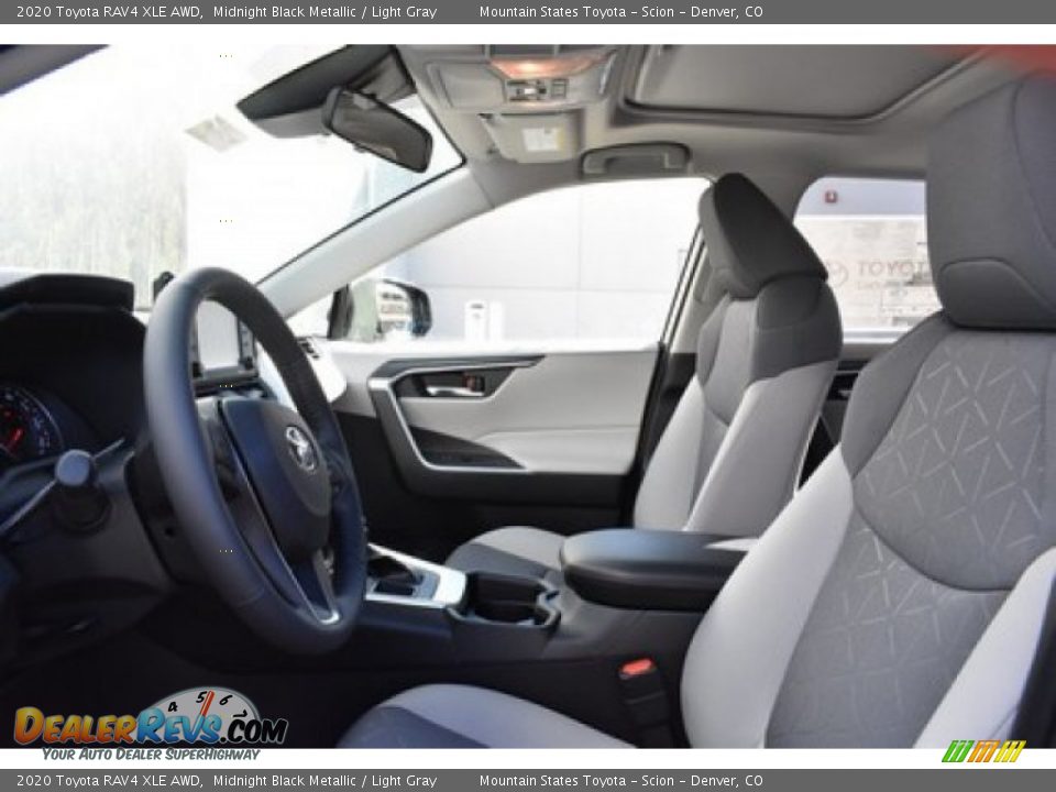 2020 Toyota RAV4 XLE AWD Midnight Black Metallic / Light Gray Photo #6